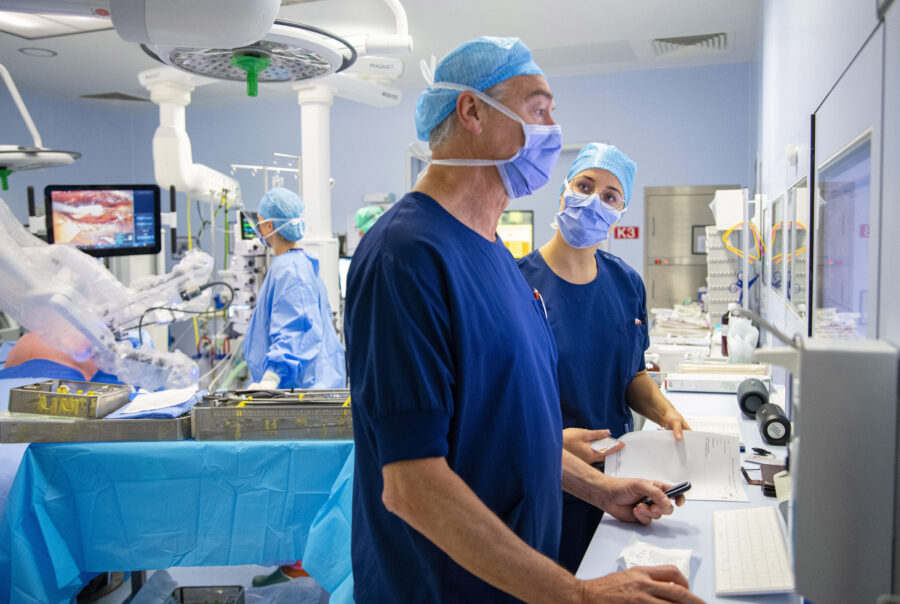 Operatiekamer met Da Vinci robot